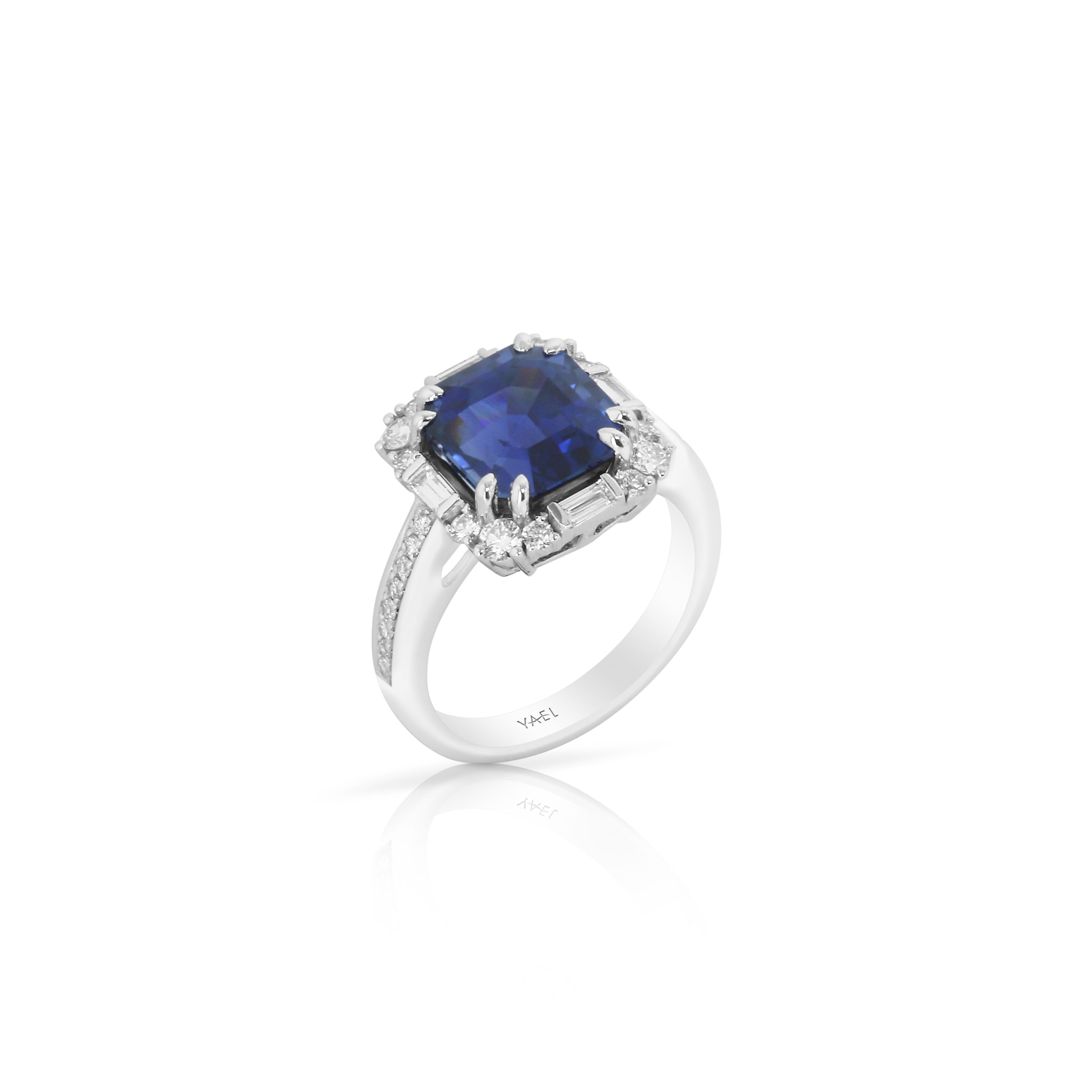 Platinum Emerald-Cut Blue Sapphire Ring - Image 2